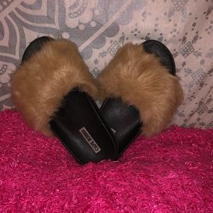 Cape Robbin Slippers